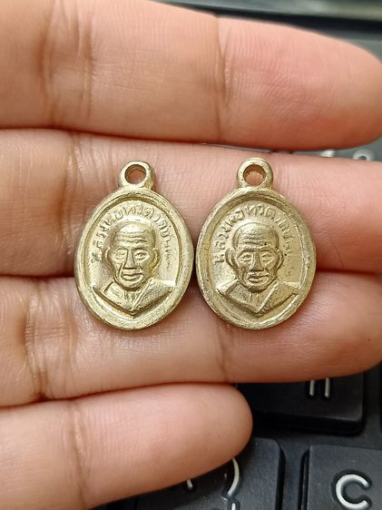 พระเหมา3องค์350บาท รูปที่ 4