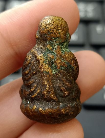 หลวงพ่อเงินเนื้อเก่ามาก รูปที่ 13