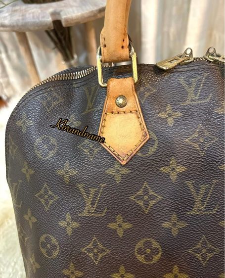 Louis Vuitton Monogram Alma Handbag  รูปที่ 12