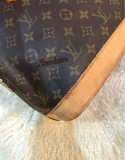 Louis Vuitton Monogram Alma Handbag  รูปที่ 8