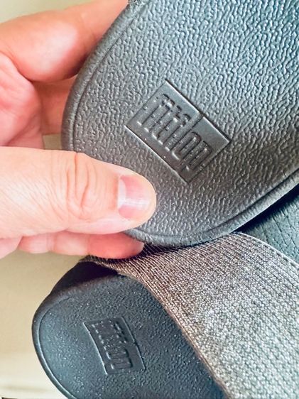Used Fitflop Lulu Adjustable Shimmerlux S in Grey Glitz Size 42 รูปที่ 11