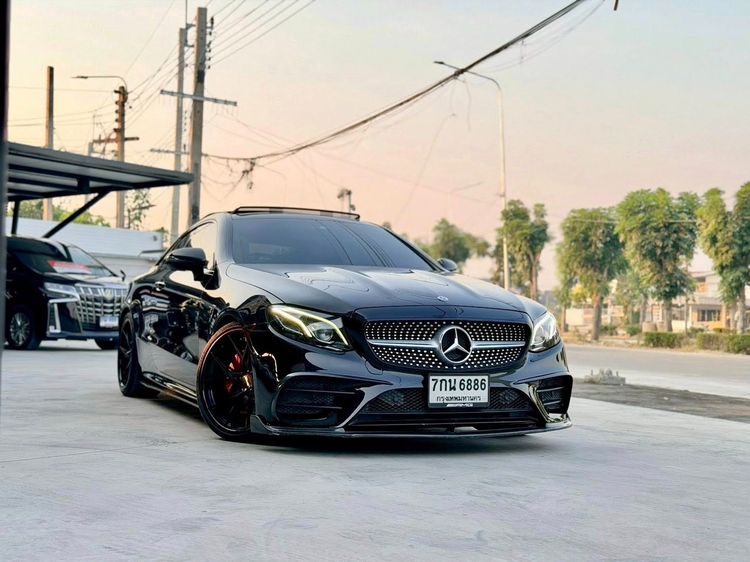 รถ Mercedes-Benz E-Class E200 สี ดำ
