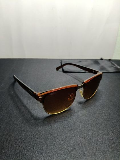 อื่นๆ แว่นตากันแดดงานคราฟท์อิตาลี ทรงคลับมาสเตอร์ สภาพสวย ใช้งานน้อย
