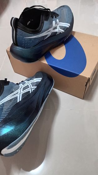 รองเท้าวิ่ง ผู้ชาย ASICS MEGABLST สีดำ 