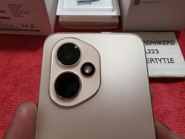 ขาย Honor 400 5G สี Desert Gold เครื่องศูนย์ไทย รูปที่ 14