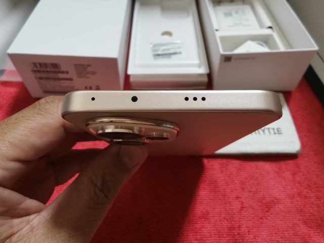 ขาย Honor 400 5G สี Desert Gold เครื่องศูนย์ไทย รูปที่ 6