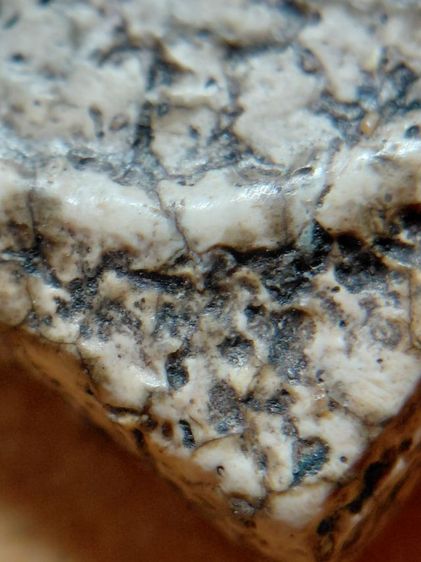 ฐานแซมวัดระฆัง เนื้อเนียนนุ่มแกร่งเก่า รูปที่ 15