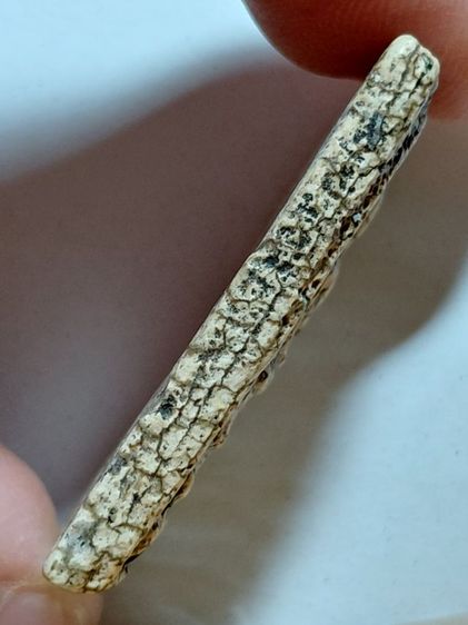 ฐานแซมวัดระฆัง เนื้อเนียนนุ่มแกร่งเก่า รูปที่ 3