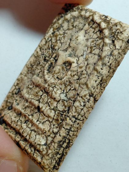 ฐานแซมวัดระฆัง เนื้อเนียนนุ่มแกร่งเก่า รูปที่ 6