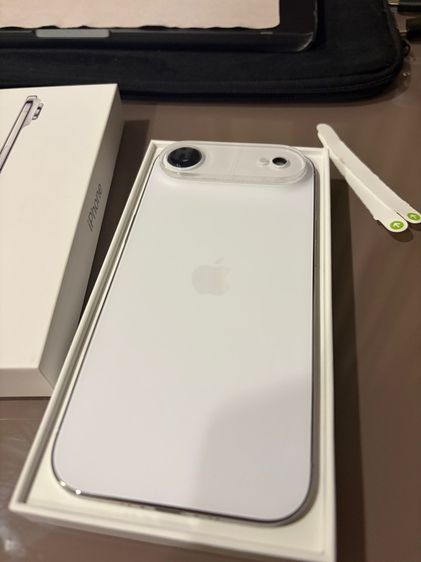 Apple iPhone Air รูปที่ 4