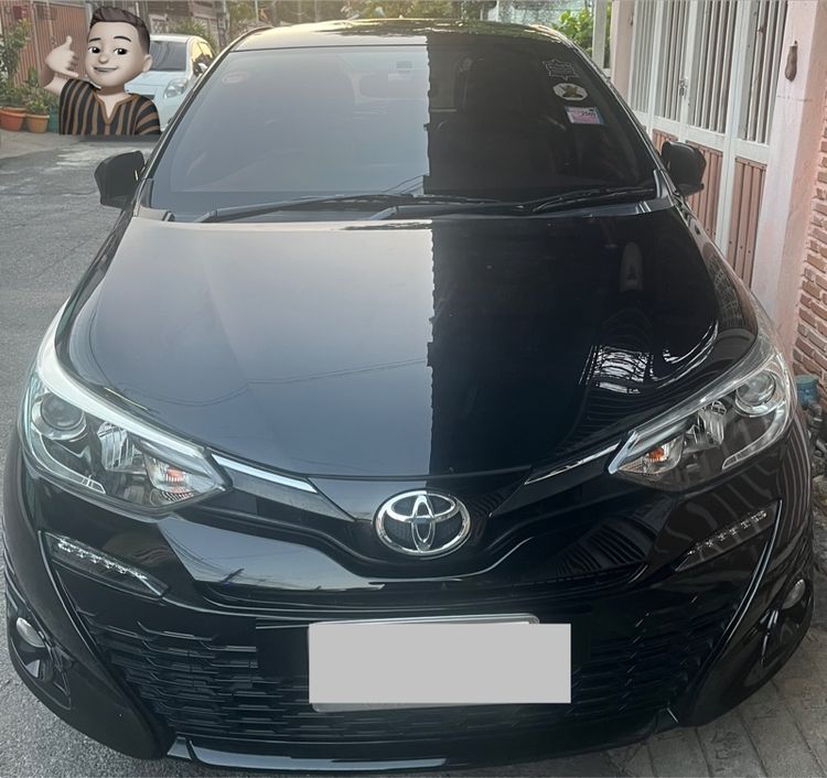 รถ Toyota Yaris 1.2 G Plus สี ดำ