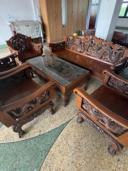 ชุดรับแขกไม้สักทองลายมังกร รูปที่ 4