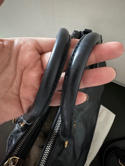 กระเป๋า Prada หนังสีดำแท้  รูปที่ 9