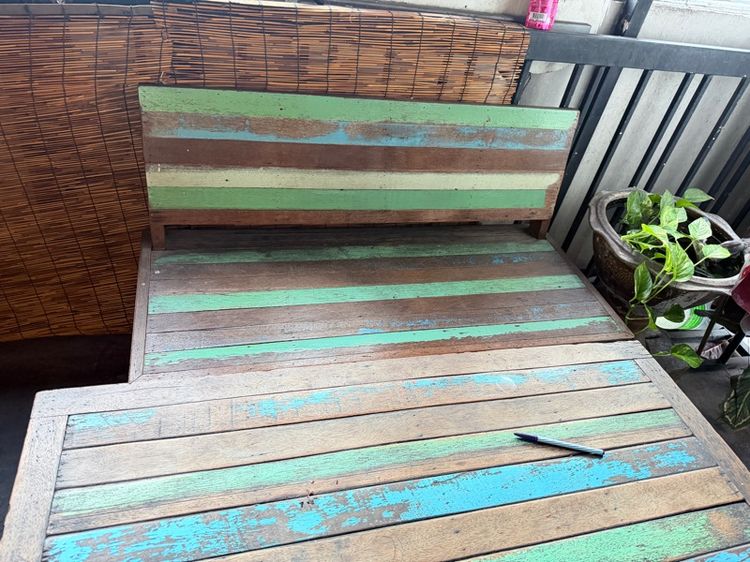 โต๊ะไม้วินเทจ 4ที่นั่ง