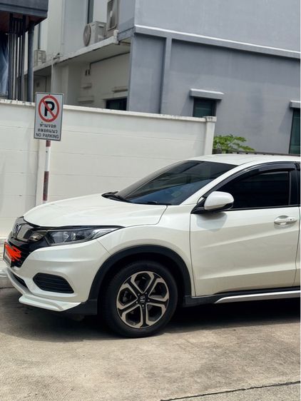 Honda HR-V 2019 1.8 E Sedan เบนซิน ไม่ติดแก๊ส เกียร์อัตโนมัติ ขาว รูปที่ 4