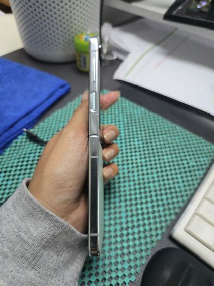 Flip5 512 GB เครื่องนอก รูปที่ 3