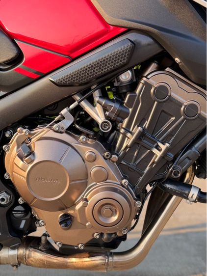 Honda cb650f รูปที่ 8