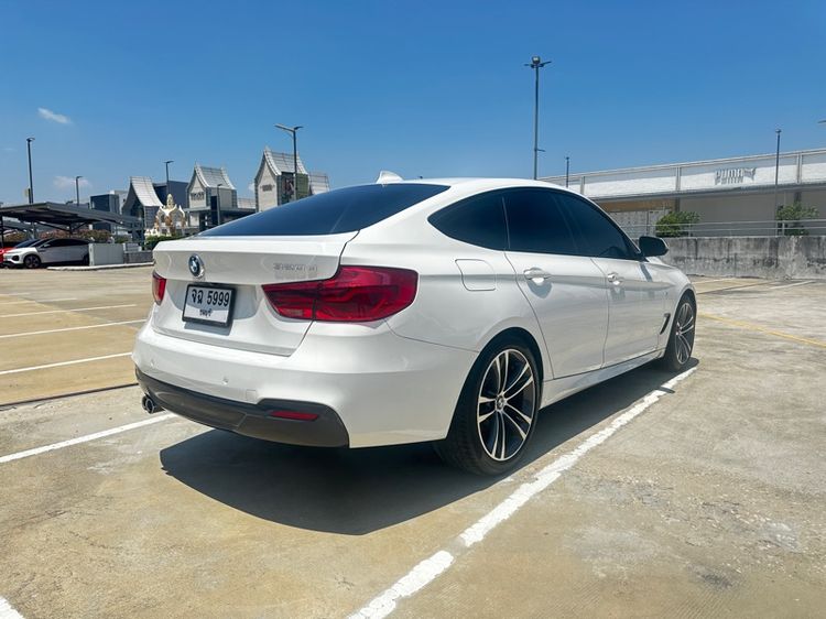 BMW Series 3 2018 320d Sedan ดีเซล ไม่ติดแก๊ส เกียร์อัตโนมัติ ขาว รูปที่ 4