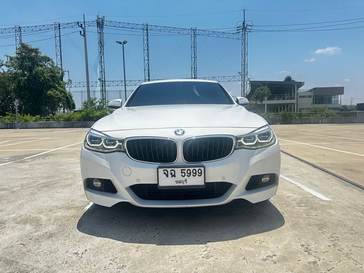 รถ BMW Series 3 320d สี ขาว