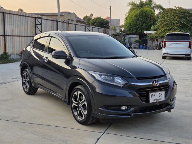 รถ Honda HR-V 1.8 E Limited สี ดำ