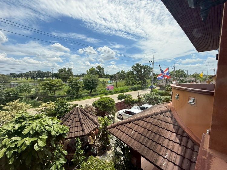 อื่นๆ มีบางส่วน บ้านเดี่ยว 2 ชั้น หลังหัวมุม ทำเลดี วิวสนามกอล์ฟไพน์เฮิร์สท รูปที่ 4