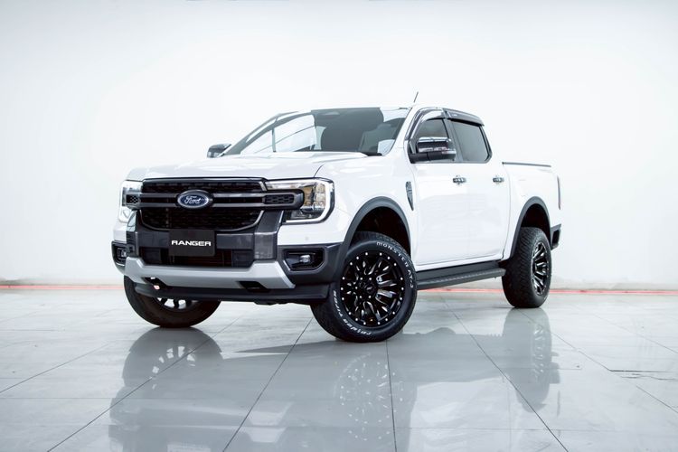 รถ Ford Ranger 2.0 Hi-Rider Sport สี ขาว