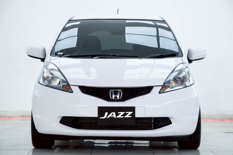 Honda Jazz 2008 1.5 S Sedan เบนซิน ไม่ติดแก๊ส เกียร์อัตโนมัติ ขาว รูปที่ 4