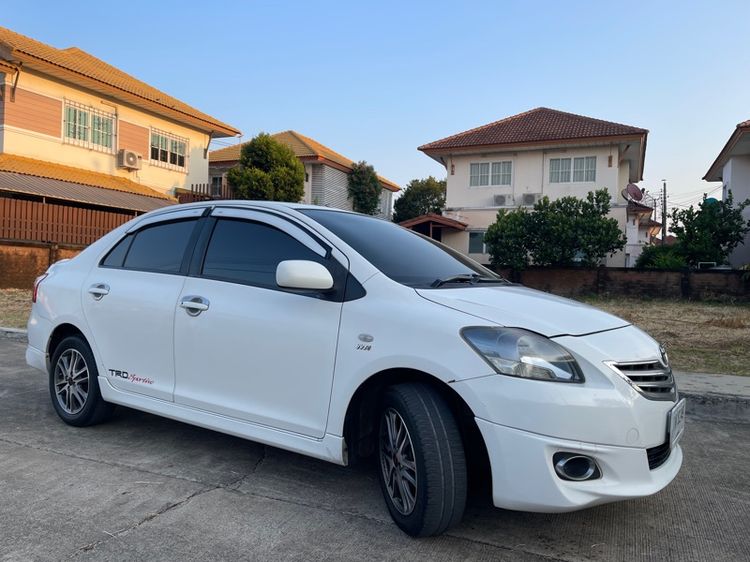 Toyota Vios 2011 1.5 Trd Sportivo Sedan เบนซิน เกียร์อัตโนมัติ ขาว รูปที่ 3