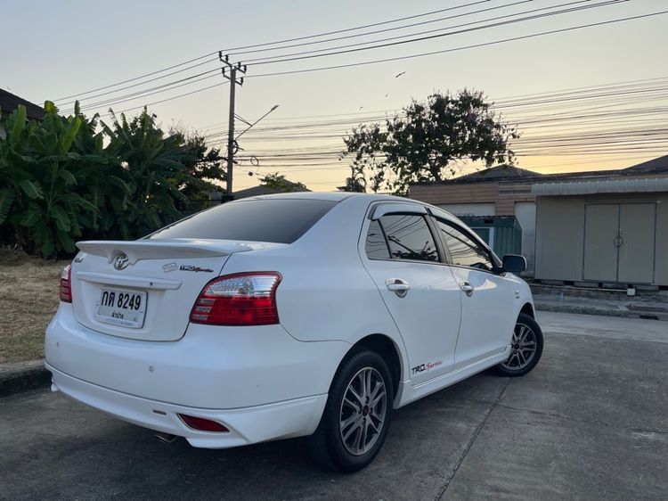 Toyota Vios 2011 1.5 Trd Sportivo Sedan เบนซิน เกียร์อัตโนมัติ ขาว รูปที่ 4