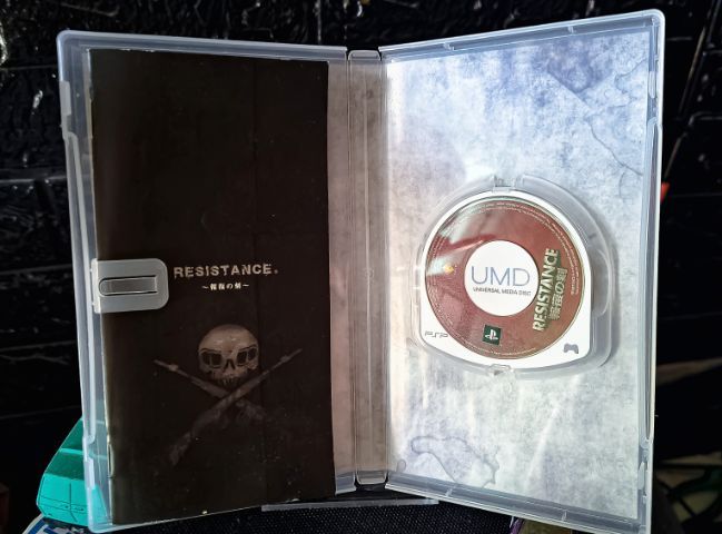 Resistance: Retribution Japanese Version แผ่นเกม PSP (ส่งฟรี) รูปที่ 3