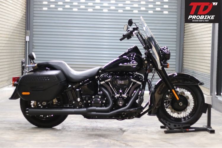 Harley Davidson Herritage Classic ขายHD Heritage Softail 114 ปี2021 ราคาเร้าใจ แต่งเตม