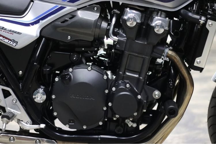 ขายHonda CB1300 ปี2024 วิ่ง300โล รูปที่ 8