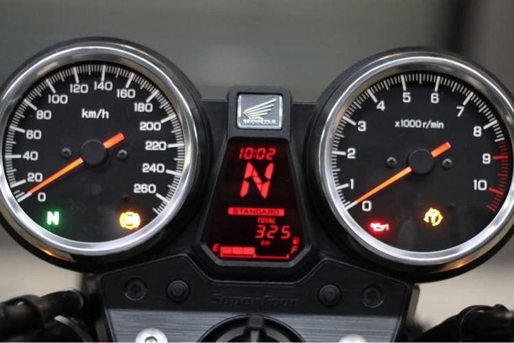 ขายHonda CB1300 ปี2024 วิ่ง300โล รูปที่ 9