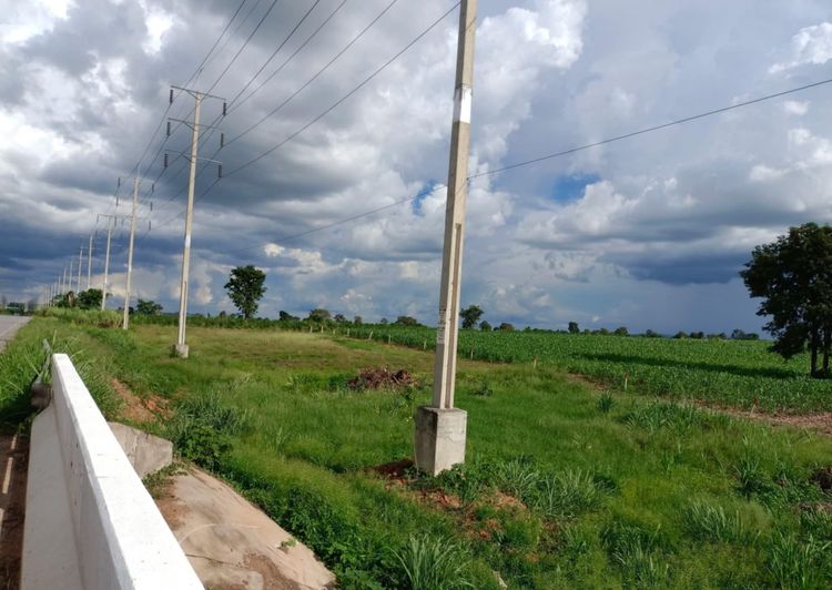 ด่วน ที่ดินวิวกังหันลม ติดถนนใหญ่ สีคิ้ว โคราช ราคาดีแบบนี้ มีแปลงเดียว รูปที่ 4