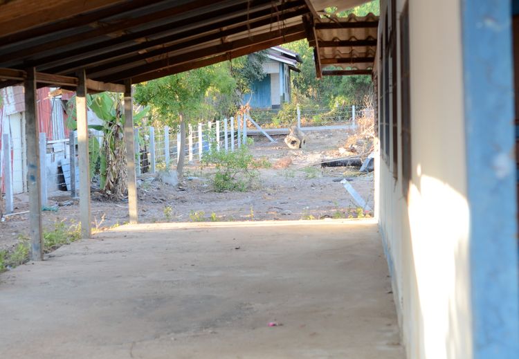 ไม่มี ขายที่ดินพร้อมบ้าน ใจกลางชุมชน ทำเลค้าขาย ติดถนนใหญ่ ด่านขุนทด รูปที่ 3