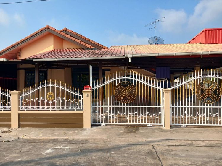 มีบางส่วน ขายบ้านรีโนเวทใหม่ทำเลดี ราคาพิเศษ เพียง 1.95 ล้าน รูปที่ 2