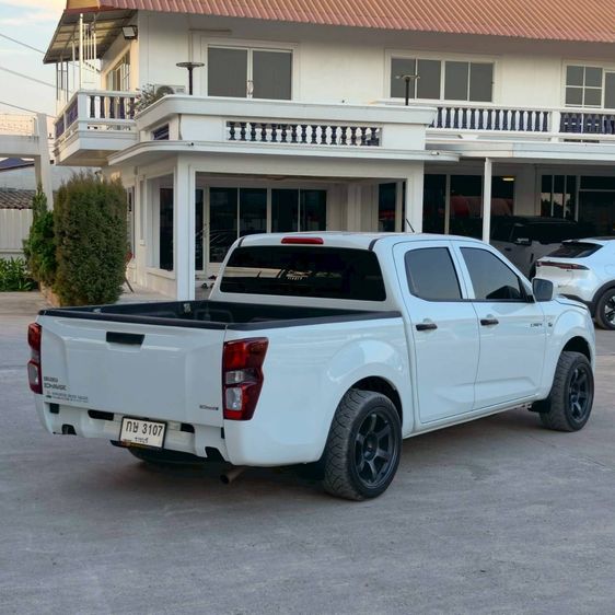 Isuzu D-MAX 2022 1.9 S Pickup เบนซิน ไม่ติดแก๊ส เกียร์ธรรมดา ขาว รูปที่ 2