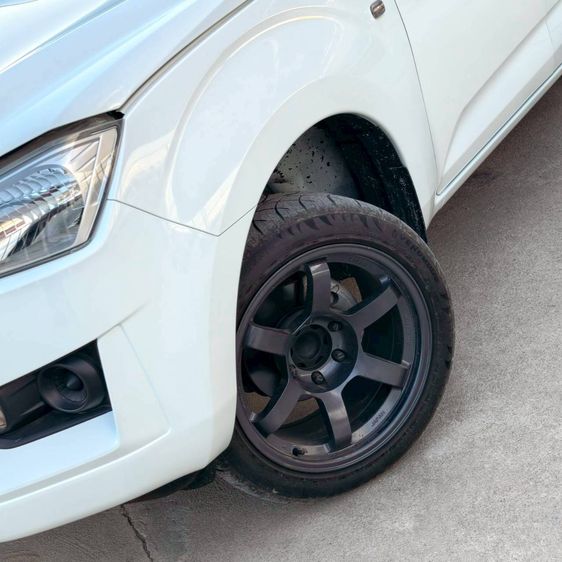 Isuzu D-MAX 2022 1.9 S Pickup เบนซิน ไม่ติดแก๊ส เกียร์ธรรมดา ขาว รูปที่ 3