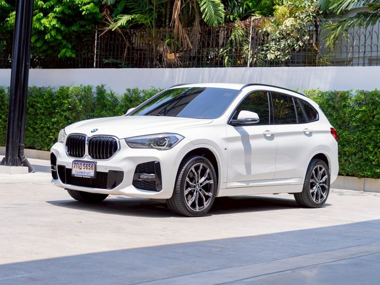 BMW X1 2022 2.0 sDrive20d M Sport Utility-car ดีเซล ไม่ติดแก๊ส เกียร์อัตโนมัติ ขาว รูปที่ 3