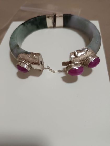 กำไลหยกหัวพลอยมือ1ขายถูกกดดุนะคะ รูปที่ 4