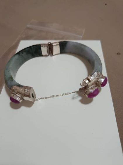 กำไลหยกหัวพลอยมือ1ขายถูกกดดุนะคะ รูปที่ 3