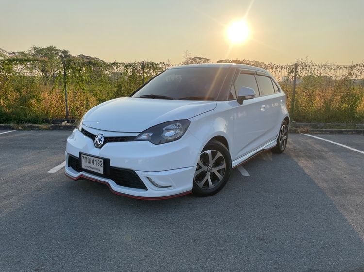 รถ MG MG3 1.5 D สี ขาว