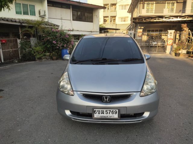 รถ Honda Jazz 1.5 E i-DSi สี เทา