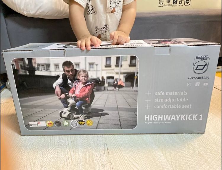 ของเล่นเสริมทักษะก่อนวัยเรียน สกุตเตอร์ ขาไถ