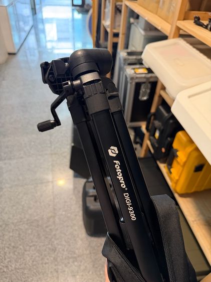 ขาตั้งกล้อง Fotopro DIGI-9300 สภาพสวย น้ำหนักเบา พกพาง่าย รูปที่ 2