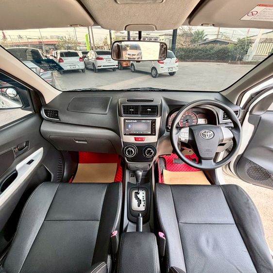 Toyota Avanza 2015 1.5 S Touring Utility-car เบนซิน ไม่ติดแก๊ส เกียร์อัตโนมัติ ขาว รูปที่ 4