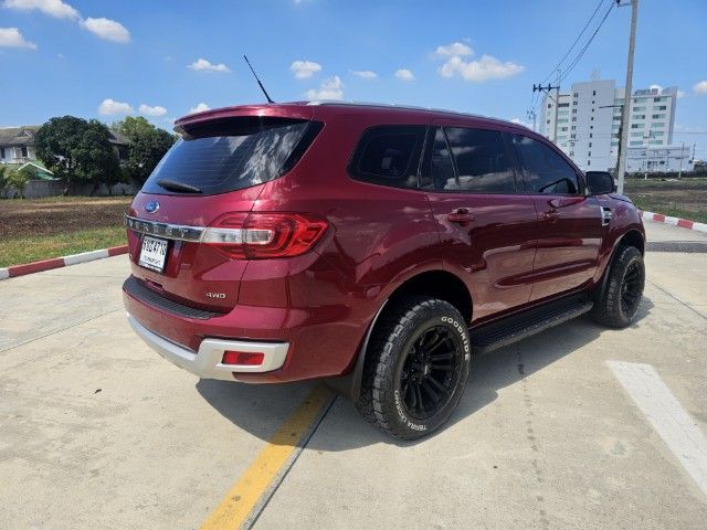 Ford Everest 2017 3.2 Titanium 4WD Utility-car ดีเซล เกียร์อัตโนมัติ แดง รูปที่ 4