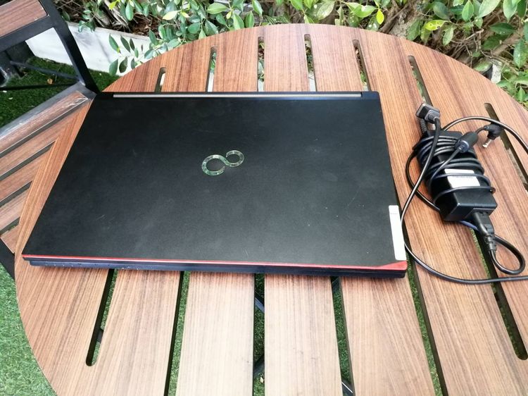 รุ่นอื่น ๆ วินโดว์ 8 กิกะไบต์ HDMI ไม่ใช่ คอมพิวเตอร์ Notebook Fujitsu  เพื่อการใช้งานทั่วไป  
