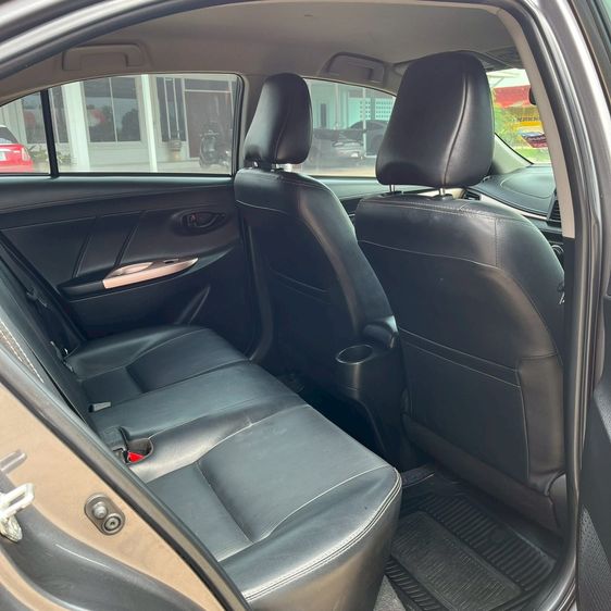 Toyota Vios 2020 1.5 Mid Sedan เบนซิน ไม่ติดแก๊ส เกียร์อัตโนมัติ เทา รูปที่ 4