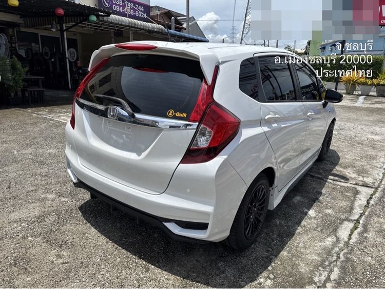 Honda Jazz 2016 1.5 V Plus i-VTEC Sedan เบนซิน ไม่ติดแก๊ส เกียร์อัตโนมัติ ขาว รูปที่ 4